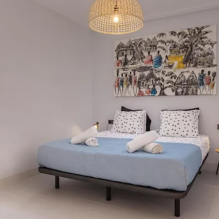 Town Anita Apartment *