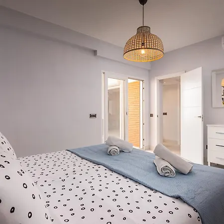 Town Anita Apartment *